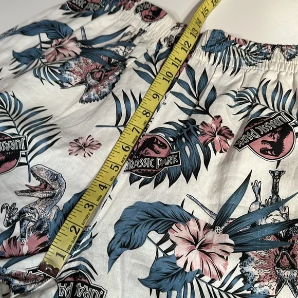 Jurassic Park Print Shorts - Picture 6 of 10